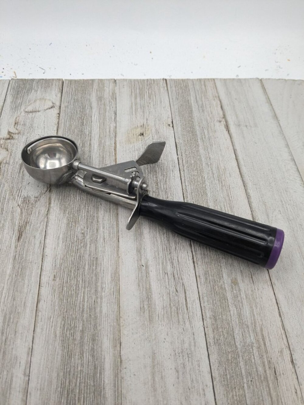 Vollrath Metal Ice Cream Scoop Stainless Steel Black Purple Handle Japan 40